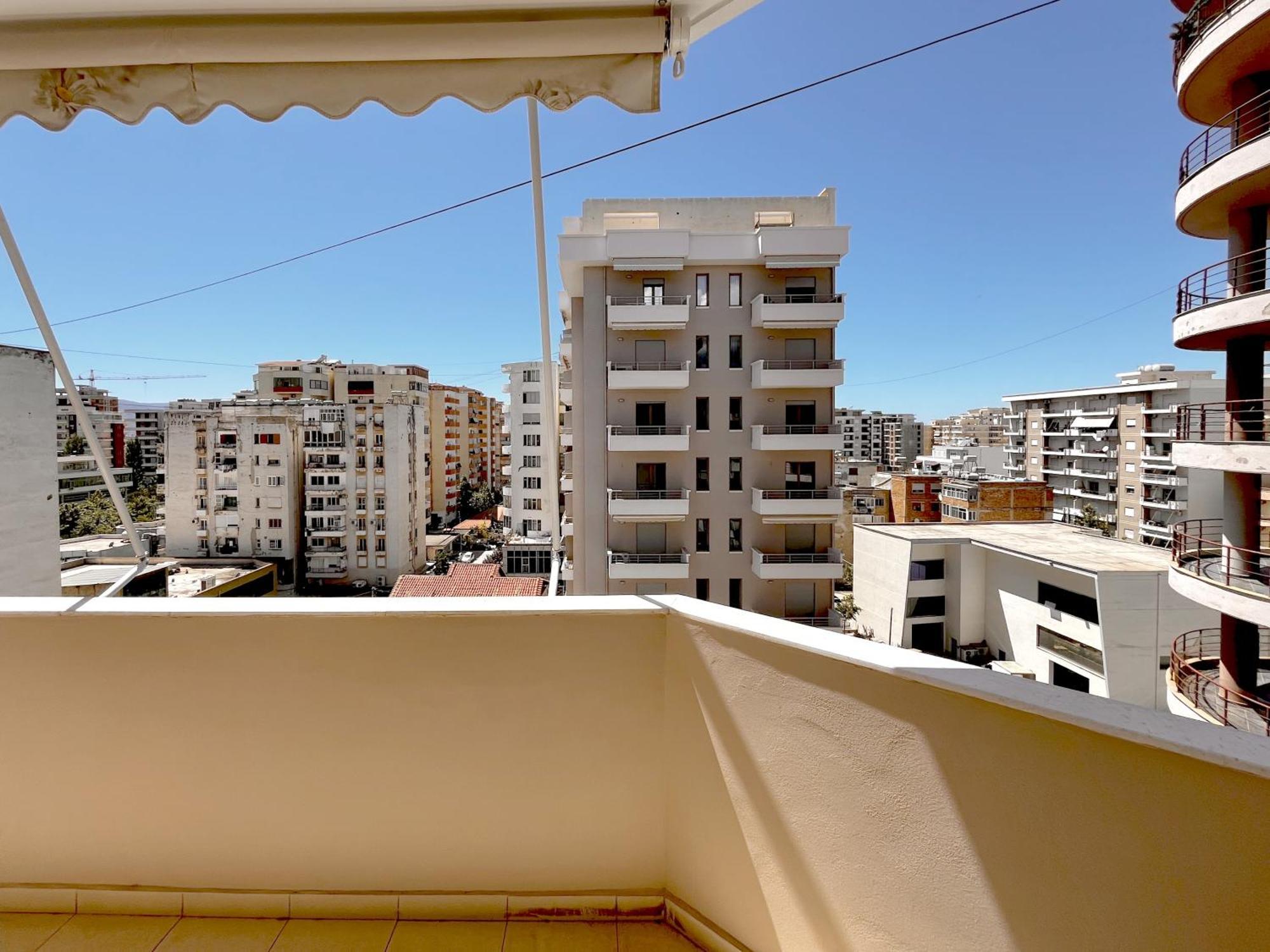 Kam Apartments In The City Center Vlora Kültér fotó