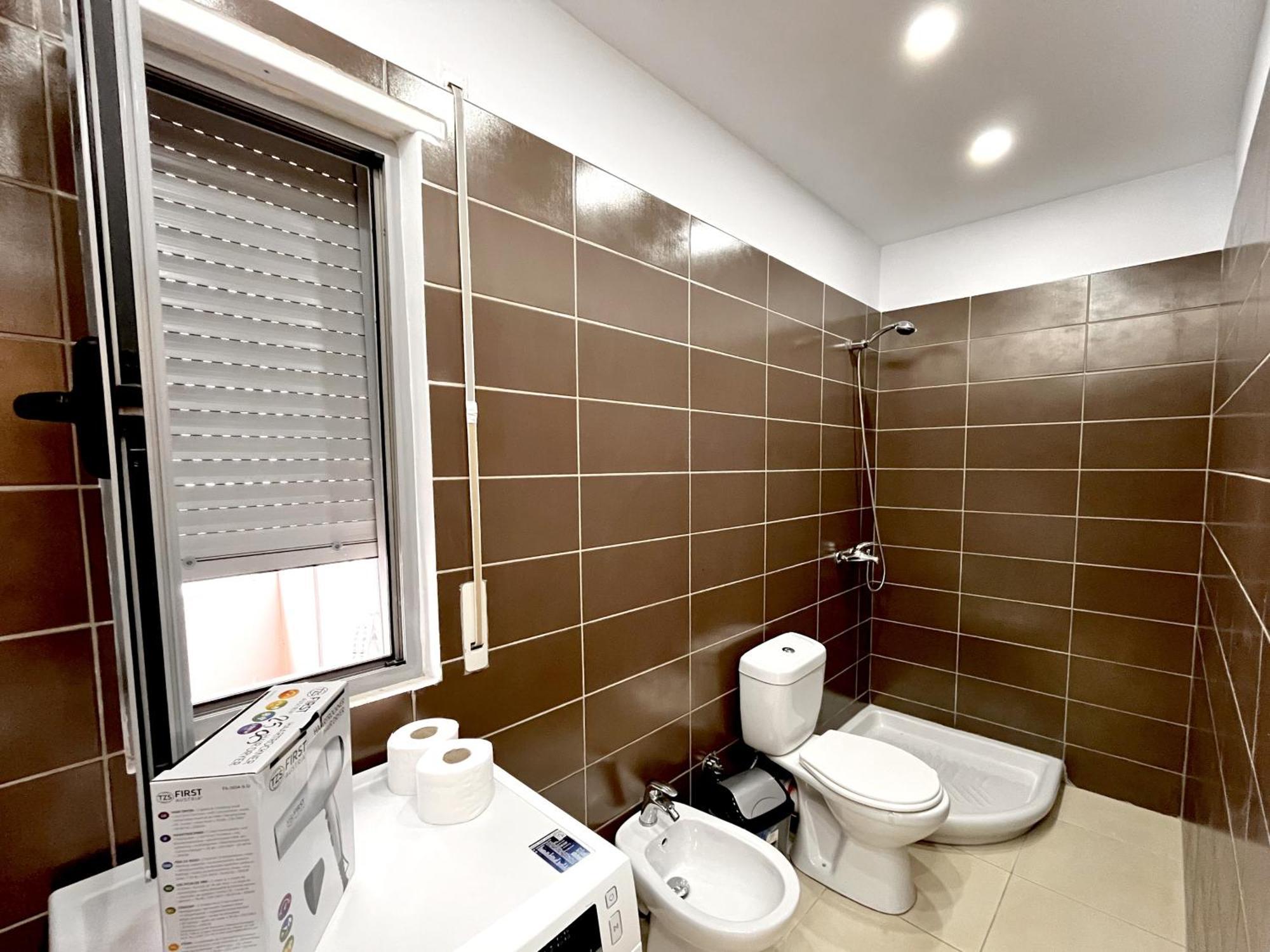 Kam Apartments In The City Center Vlora Kültér fotó